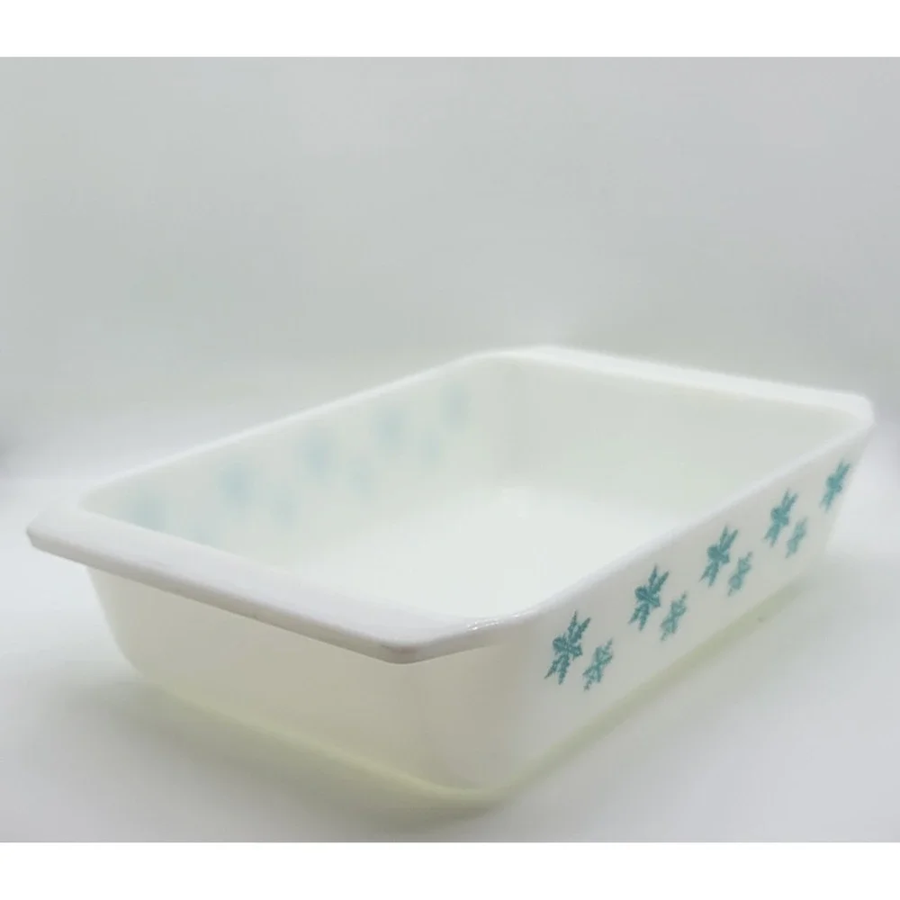 Vintage Pyrex 575-B Snowflake Turquoise Space Saver Casserole Dish 2Qt 1956-1963